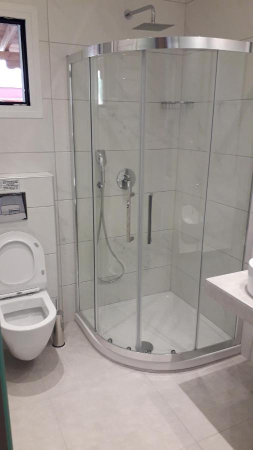 House Dilena Tsimtsiri Luxury Apartment 2 ลิเมนาเรีย ภายนอก รูปภาพ